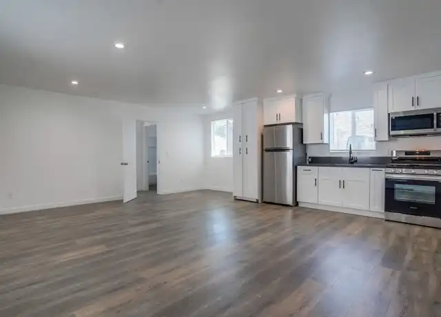 Property at 4132 W 118th St Unit L, Hawthorne, CA, 90250, 2 beds, 2 baths, [object Object]