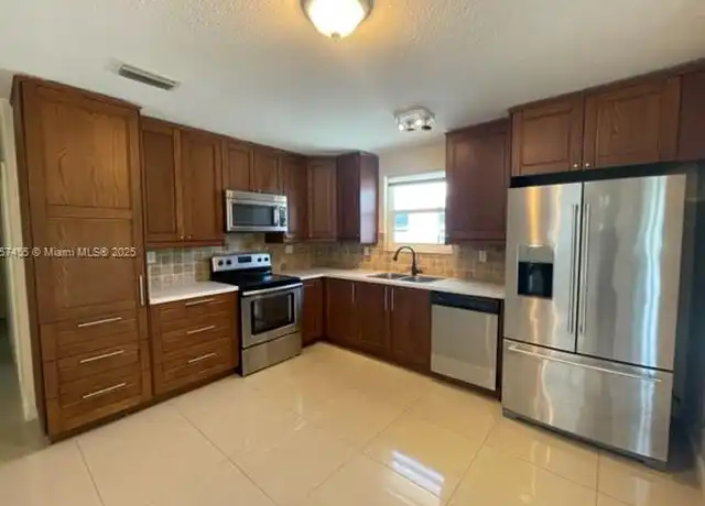 Property at 18233 Oleta Dr Unit 18235, North Miami Beach, FL, 33160, 2 beds, 1 bath, [object Object]