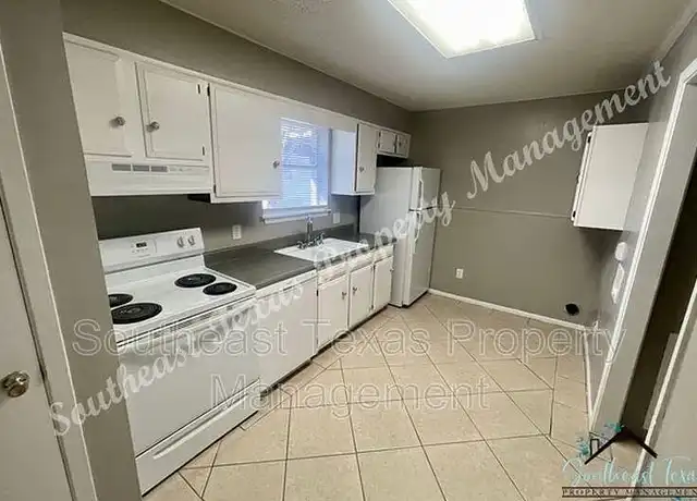 Property at Summit Apartments - 2160 Merriman St, Port Neches, TX, 77651, 2 beds, 1 bath, [object Object]