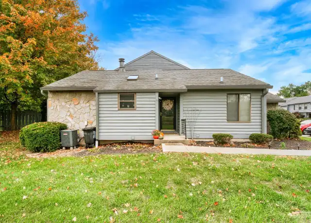 Property at 1105 Kensington Ln, Cincinnati, OH, 45245, 2 beds, 2.5 baths, [object Object]