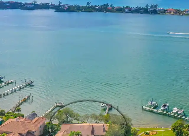 Property at 421 Waterside Ln, Nokomis, FL, 34275, 4 beds, 3 baths, [object Object]