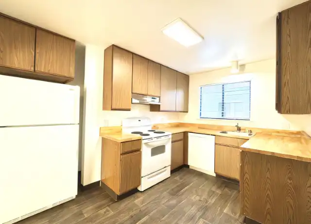 Property at 548 Bancroft Ave Unit 302, San Leandro, CA, 94577, 2 beds, 1 bath, [object Object]