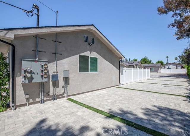 Photo of 15649 Chase St, North Hills, CA 91343