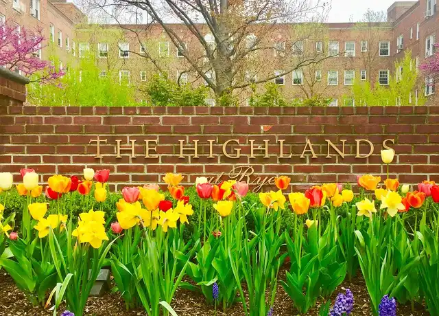 Property at The Highlands Rye - 131 Purchase St, Rye, NY, 10580, 1 bed, 1 bath, [object Object]