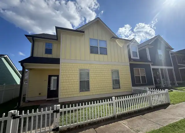 Property at 25 Jefferson Ave, Hartwell, GA, 30643, 4 beds, 3 baths, [object Object]