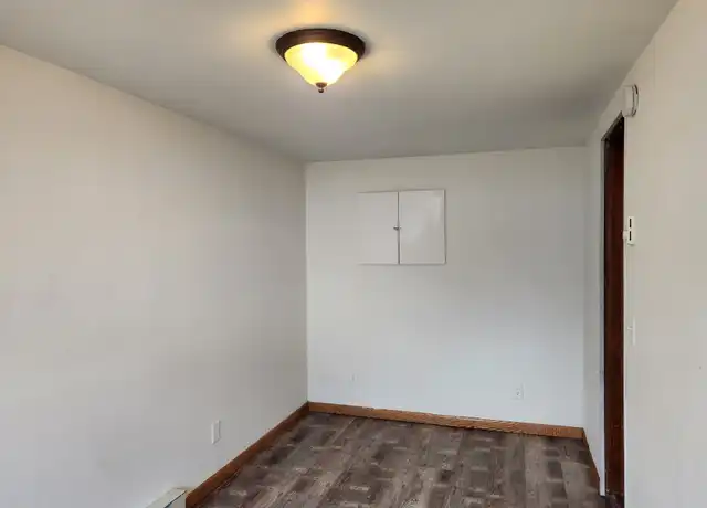 Property at 1611 Lynn Ave, Altoona, WI, 54720, 3 beds, 1 bath, [object Object]