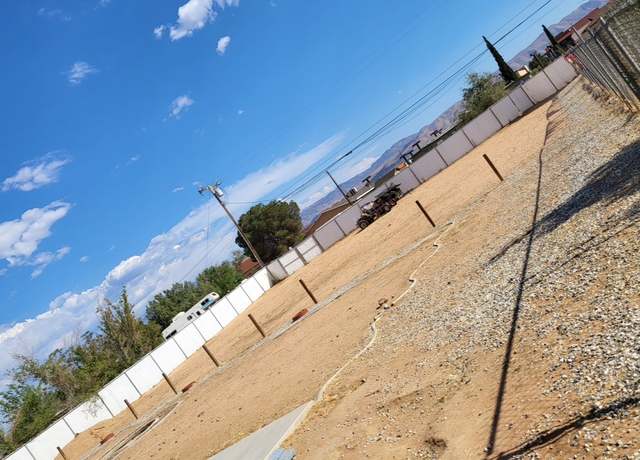 Photo of 22039 Biloxi Ave Unit 2-3, Apple Valley, CA 92307