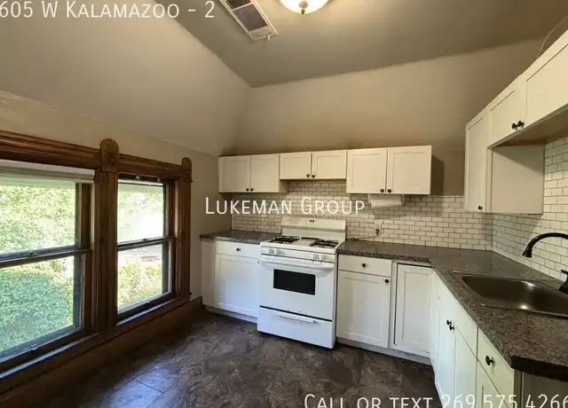 Property at 605 W Kalamazoo Ave Unit 2, Kalamazoo, MI, 49007, 2 beds, 1 bath, [object Object]