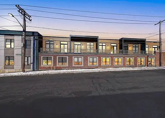 Property at 29 Burgess Ave Unit 203, East Providence, RI, 02914, 1 bed, 1 bath, [object Object]