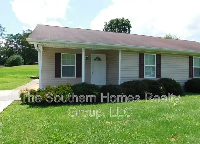 Property at 104 Short St, Athens, TN, 37303, 2 beds, 1 bath, [object Object]