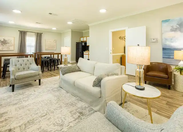 Property at Winding Creek Apartments - 6802 Old Greensboro Rd, Tuscaloosa, AL, 35405, 2 beds, 2 baths, [object Object]