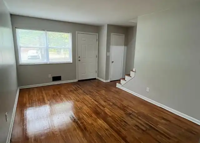 Property at 1171 Sanborn Pl Unit 1181 B, Columbus, OH, 43229, 2 beds, 1 bath, [object Object]