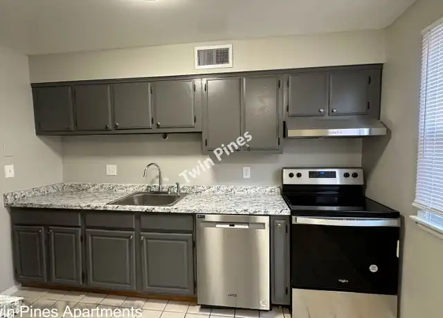 Property at 4341 Carlisle Pike Unit C3, Camp Hill, PA, 17011, 2 beds, 2 baths, [object Object]