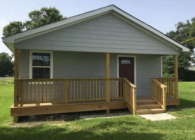 Property at 412 Stowell, Anahuac, TX, 77514, 3 beds, 2 baths, [object Object]