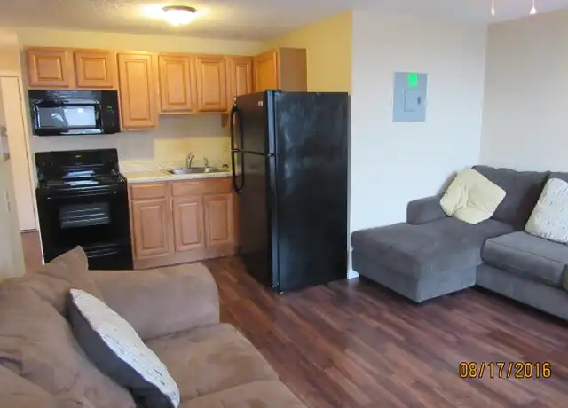 Property at 1100 Philadelphia St Unit 1100-301, Indiana, PA, 15701, 4 beds, 2 baths, [object Object]