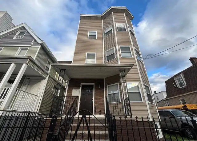 Property at 42 Maple Ave Unit 2, Irvington, NJ, 07111, 3 beds, 1 bath, [object Object]