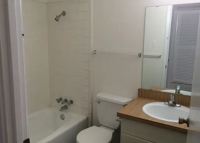 Photo of 801 W Lynn St, Austin, TX 78703