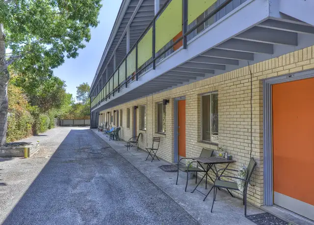 Photo of 801 W Lynn St, Austin, TX 78703