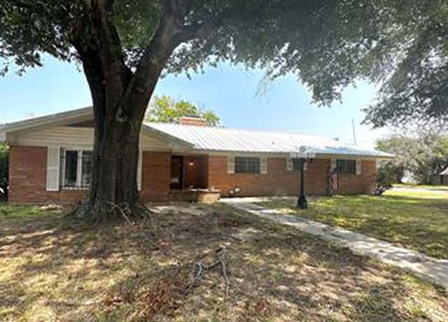 Photo of 223 Morningside Dr, Mexia, TX 76667