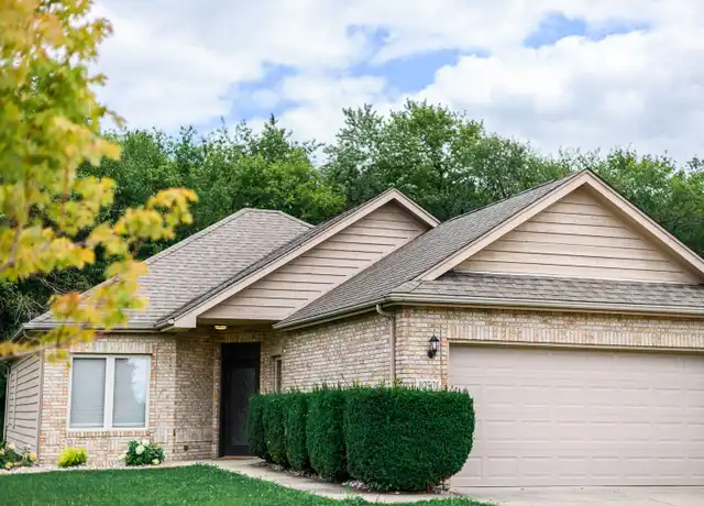 Property at 10501 Ontario Dr, Crown Point, IN, 46307, 2 beds, 2 baths, [object Object]