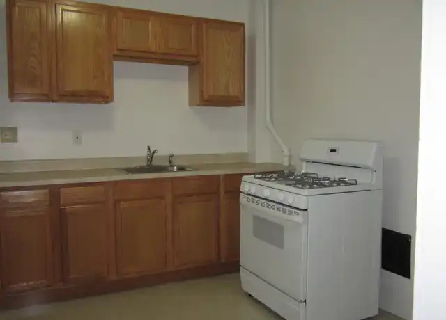 Property at 120 Trinity Pl Apt 3, Syracuse, NY, 13210, 1 bed, 1 bath, [object Object]