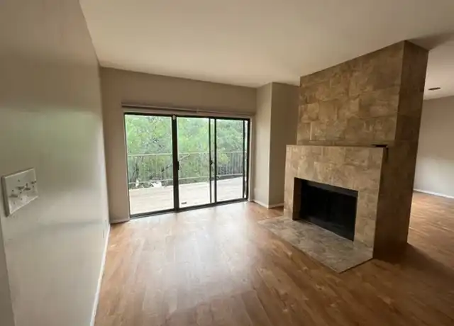 Property at 8642 Fredericksburg Rd Apt 302, San Antonio, TX, 78240, 2 beds, 2 baths, [object Object]