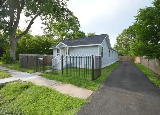 Property at 3007 Tuam St, Houston, TX, 77004, 3 beds, 2 baths, [object Object]