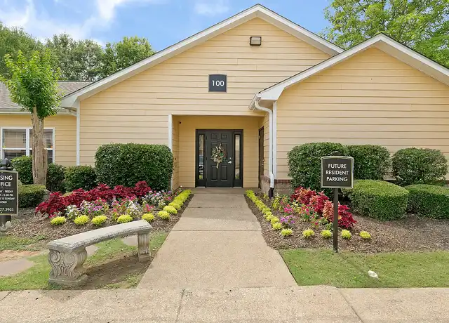 Property at Parkview Apartments - 100 Emory Hill Dr, Jackson, TN, 38301, 2 beds, 2 baths, [object Object]