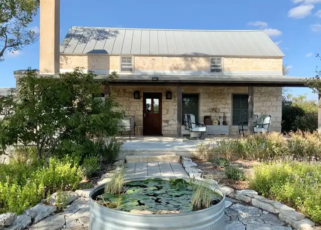 Property at 118 Danos Dr, Fredericksburg, TX, 78624, 2 beds, 3 baths, [object Object]