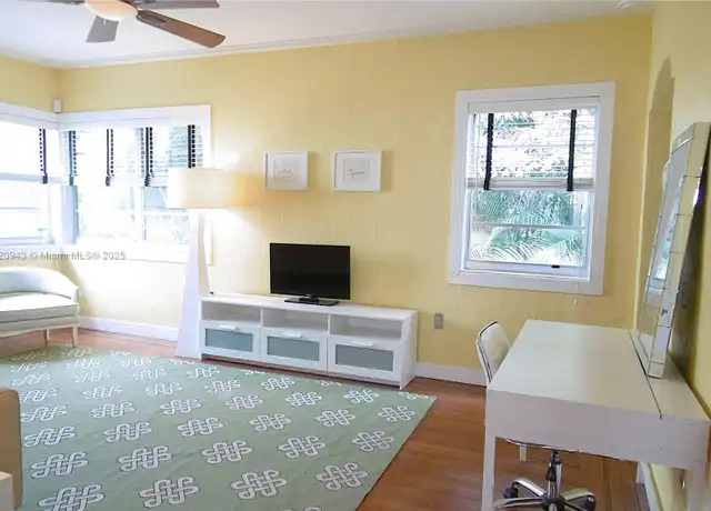 Property at 1553 Meridian Ave #204, Miami Beach, FL, 33139, 1 bed, 1 bath, [object Object]