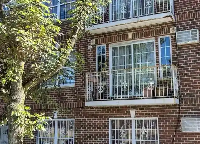 Property at 629 Oak Tree Pl Unit 3, Bronx, NY, 10457, 3 beds, 2 baths, [object Object]