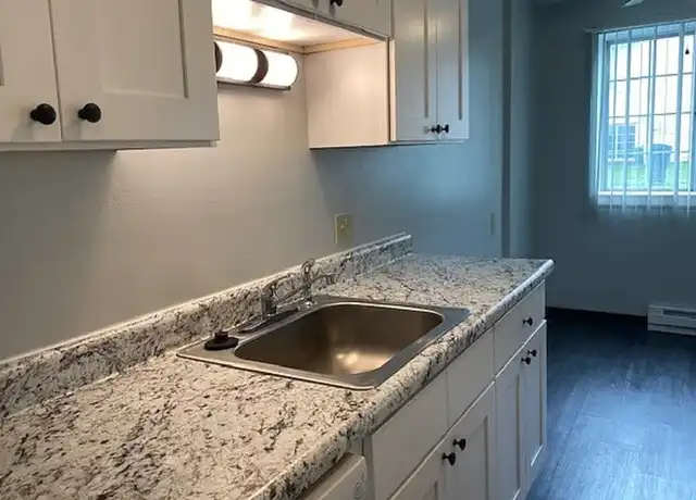 Property at River Raisin Apartments - 1646 W Lorain St, Monroe, MI, 48162, 1-2 bed, 1-1.5 bath, [object Object]