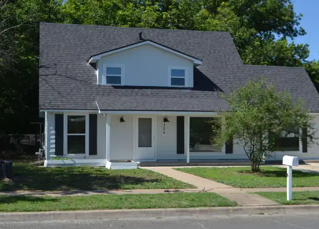Property at 305 Meggs Blvd, Copperas Cove, TX, 76522, 4 beds, 2 baths, [object Object]