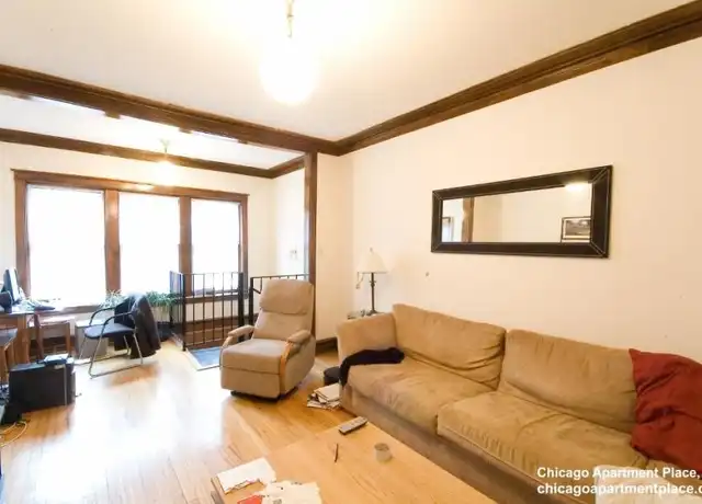 Property at 3704 N Wayne Ave, Chicago, IL, 60613, 3 beds, 2 baths, [object Object]