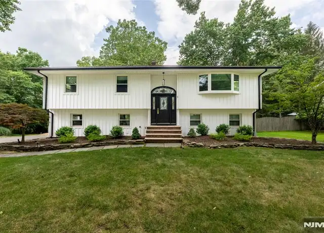 Property at 3 Antrim Rd, Montvale, NJ, 07645, 4 beds, 3 baths, [object Object]