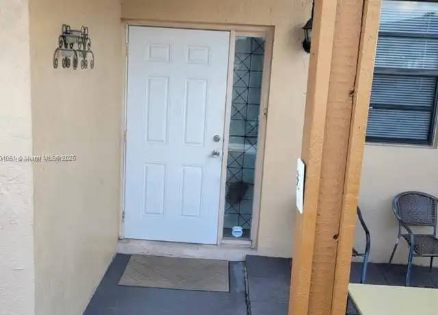 Property at 6728 NW 188th Ter, Hialeah, FL, 33015, 2 beds, 2 baths, [object Object]