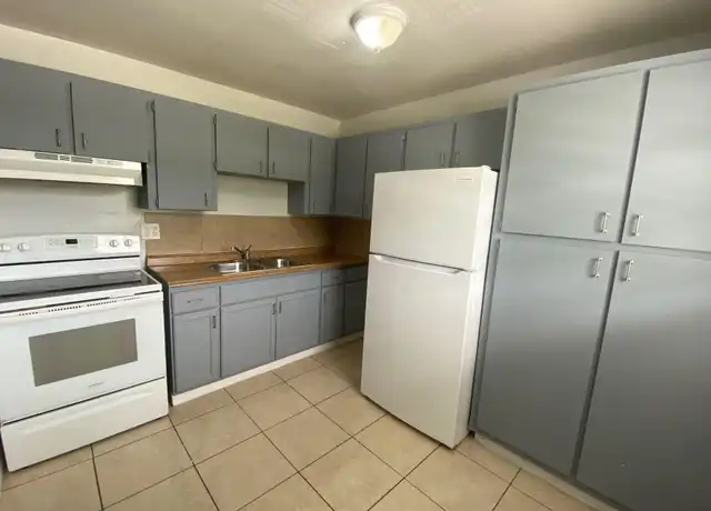 Property at 3208 Louisiana Ave Unit 7, Fort Pierce, FL, 34947, 3 beds, 1 bath, [object Object]