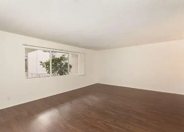 Photo of 357 S Rexford Dr, Beverly Hills, CA 90212