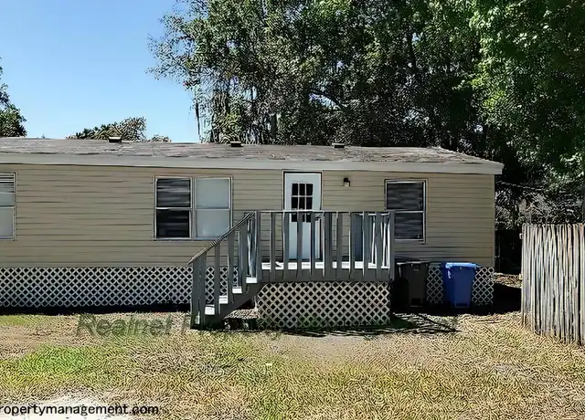 Property at 2521 Mobilaire Dr, Lutz, FL, 33559, 3 beds, 2 baths, [object Object]