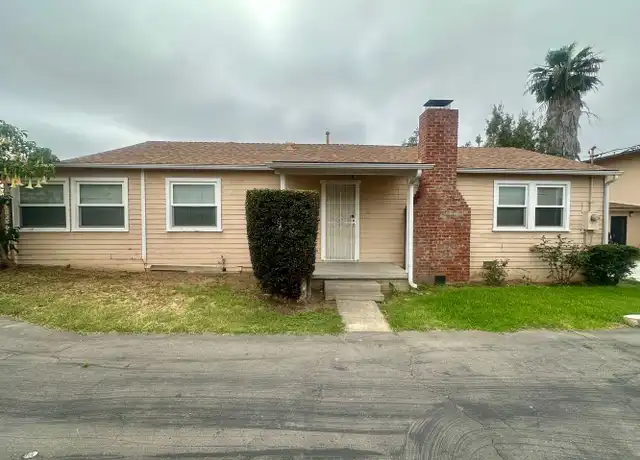 Property at 2912 E 18th St #2920, National City, CA, 91950, 3 beds, 2 baths, [object Object]