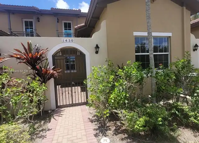 Property at 1430 SW 147th Ter, Pembroke Pines, FL, 33027, 3 beds, 3 baths, [object Object]