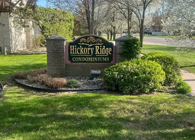 Property at 57 Hickory Ct, Dearborn Heights, MI, 48127, 2 beds, 2 baths, [object Object]