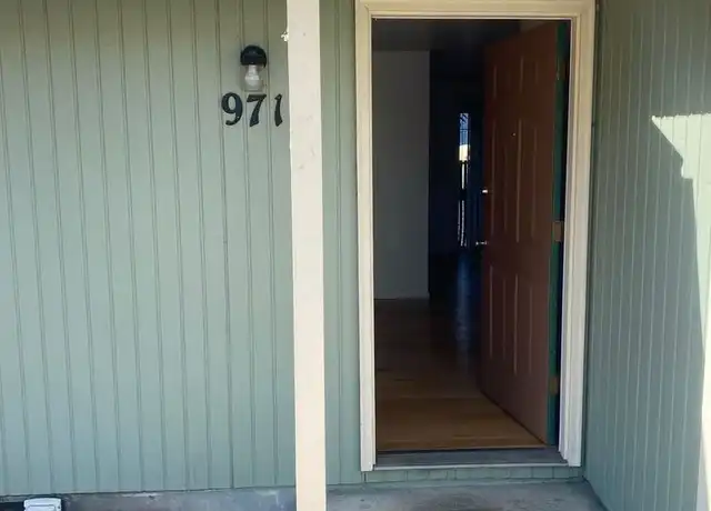 Property at 971 W L St Unit 971, Springfield, OR, 97477, 2 beds, 1 bath, [object Object]