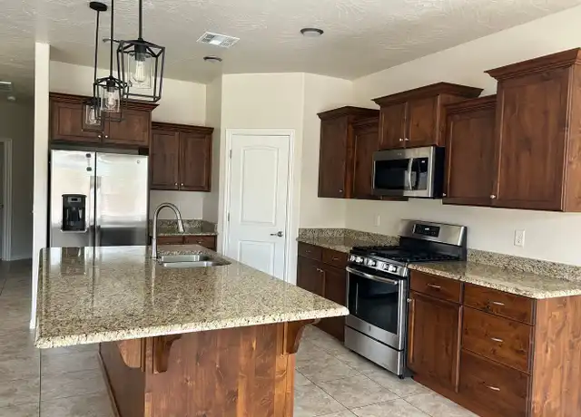 Property at 3386 E 2890 S, Saint George, UT, 84790, 4 beds, 2 baths, [object Object]