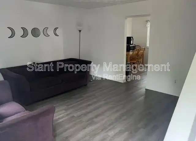 Property at 2431 Adams Ave, Columbus, OH, 43202, 2 beds, 1 bath, [object Object]