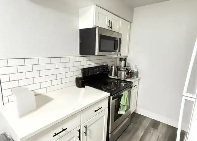 Property at 1974 S University Blvd Unit 10, Denver, CO, 80210, 1 bed, 1 bath, [object Object]
