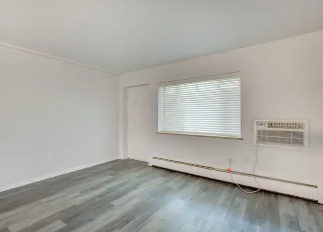 Property at 1974 S University Blvd Unit 10, Denver, CO, 80210, 1 bed, 1 bath, [object Object]