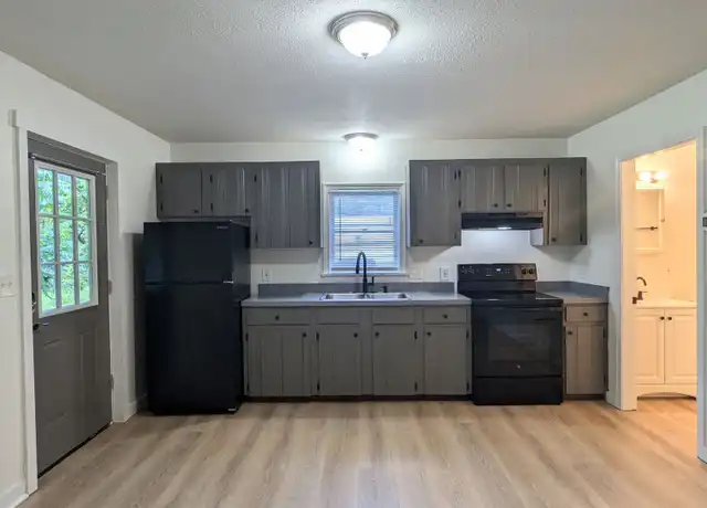 Property at 201 Dinsmore Rd, Sidney, ME, 04330, 1 bed, 1 bath, [object Object]
