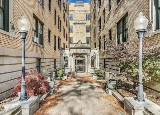 Property at 120 Seward St #302, Detroit, MI, 48202, 1 bed, 1 bath, [object Object]