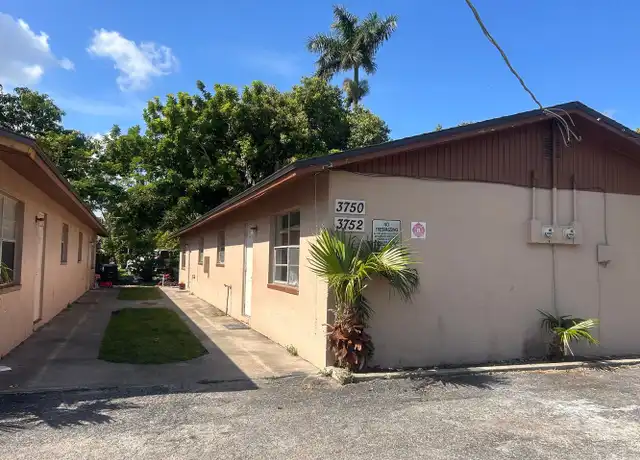 Property at 3750 Desoto Ave, Fort Myers, FL, 33916, 2 beds, 1 bath, [object Object]